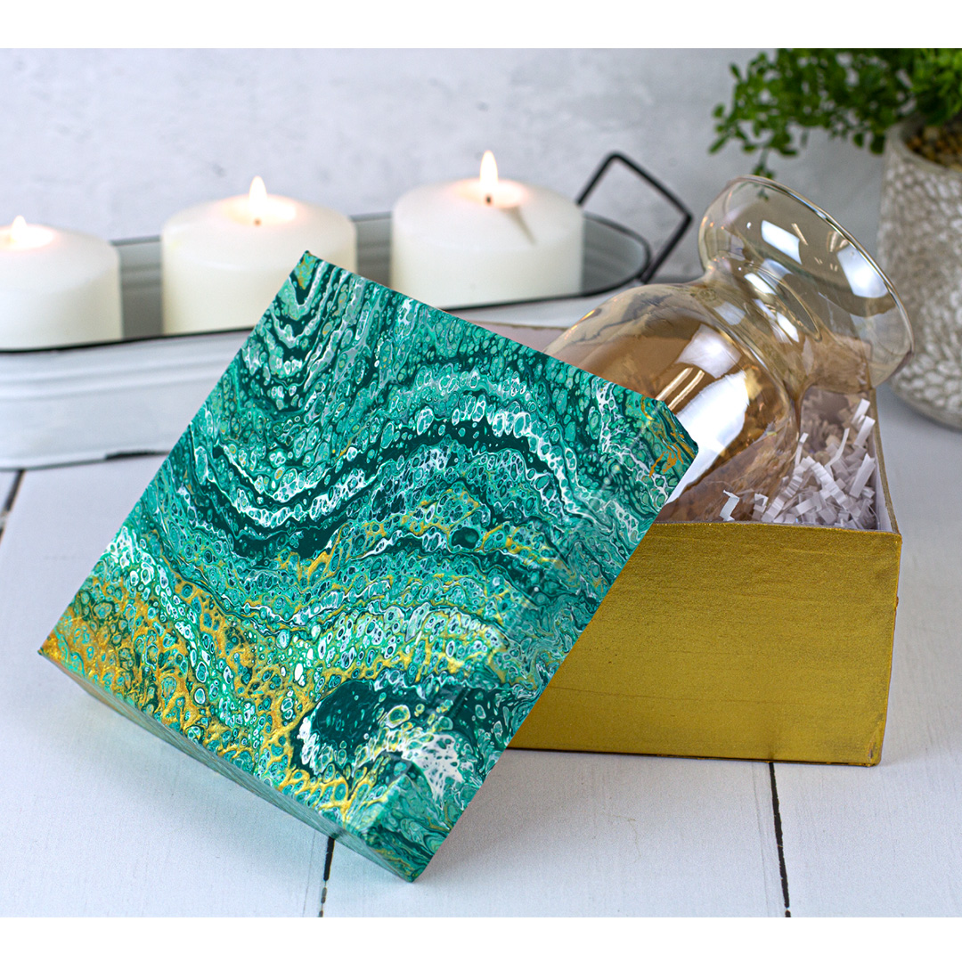 Celling Medium image