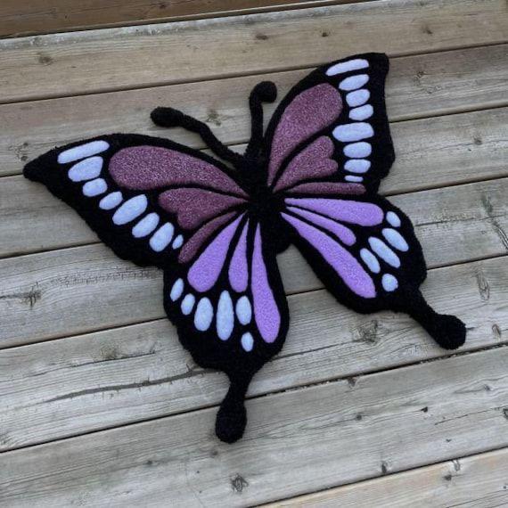 Lilac Flutters